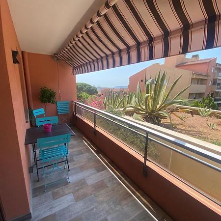 Appartement Vue Mer Avec Place De Parking Privee Sainte-Maxime Exterior photo