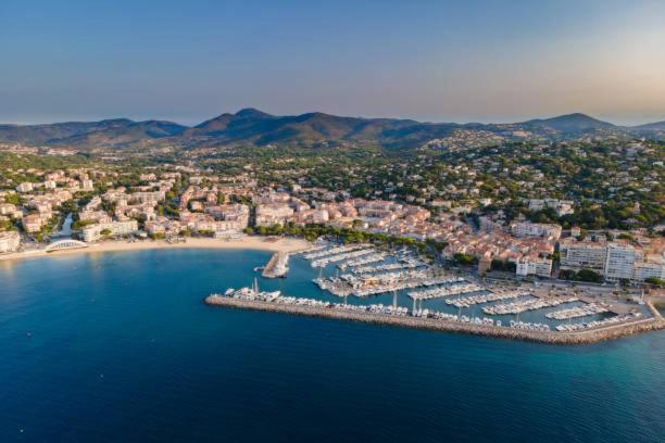 Appartement Vue Mer Avec Place De Parking Privee Sainte-Maxime Exterior photo
